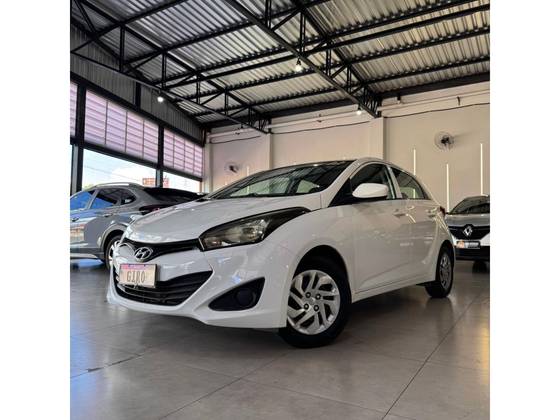 HYUNDAI HB20 1.0 COMFORT 12V FLEX 4P MANUAL HYUNDAI HB20 1.0 COMFORT 12V FLEX 4P MANUAL